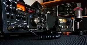 Затухание сигналов в радиосвязи: причины, факторы и способы борьбы